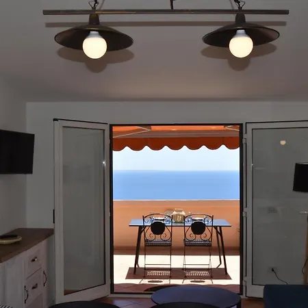 Route 25 - Cavoli - Vista Mare, Con Clima, Terrazza E Posto Auto Apartmán