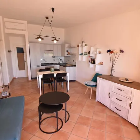 Appartamento Route 25 - Cavoli - Vista Mare, Con Clima, Terrazza E Posto Auto *