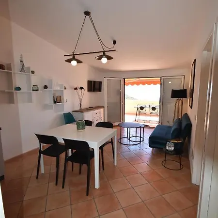 Appartamento Route 25 - Cavoli - Vista Mare, Con Clima, Terrazza E Posto Auto
